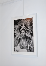 Load image into Gallery viewer, Claws